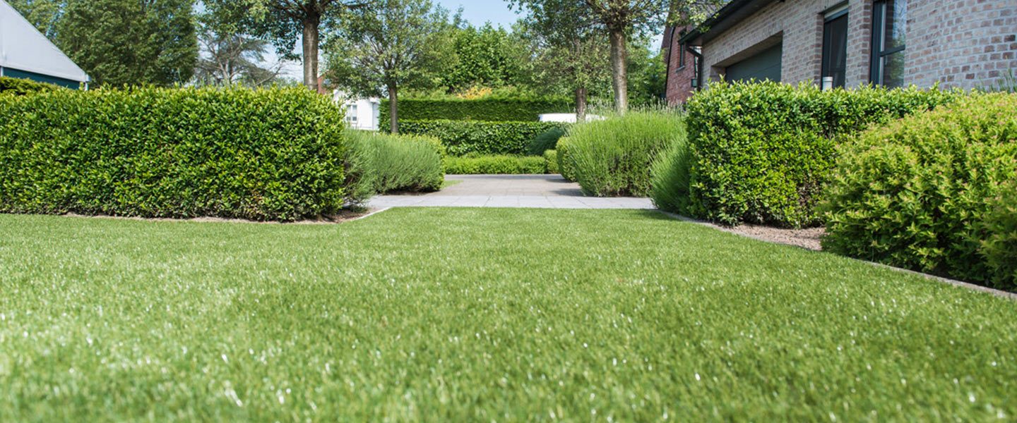 How long does an average garden take to complete with artificial grass?